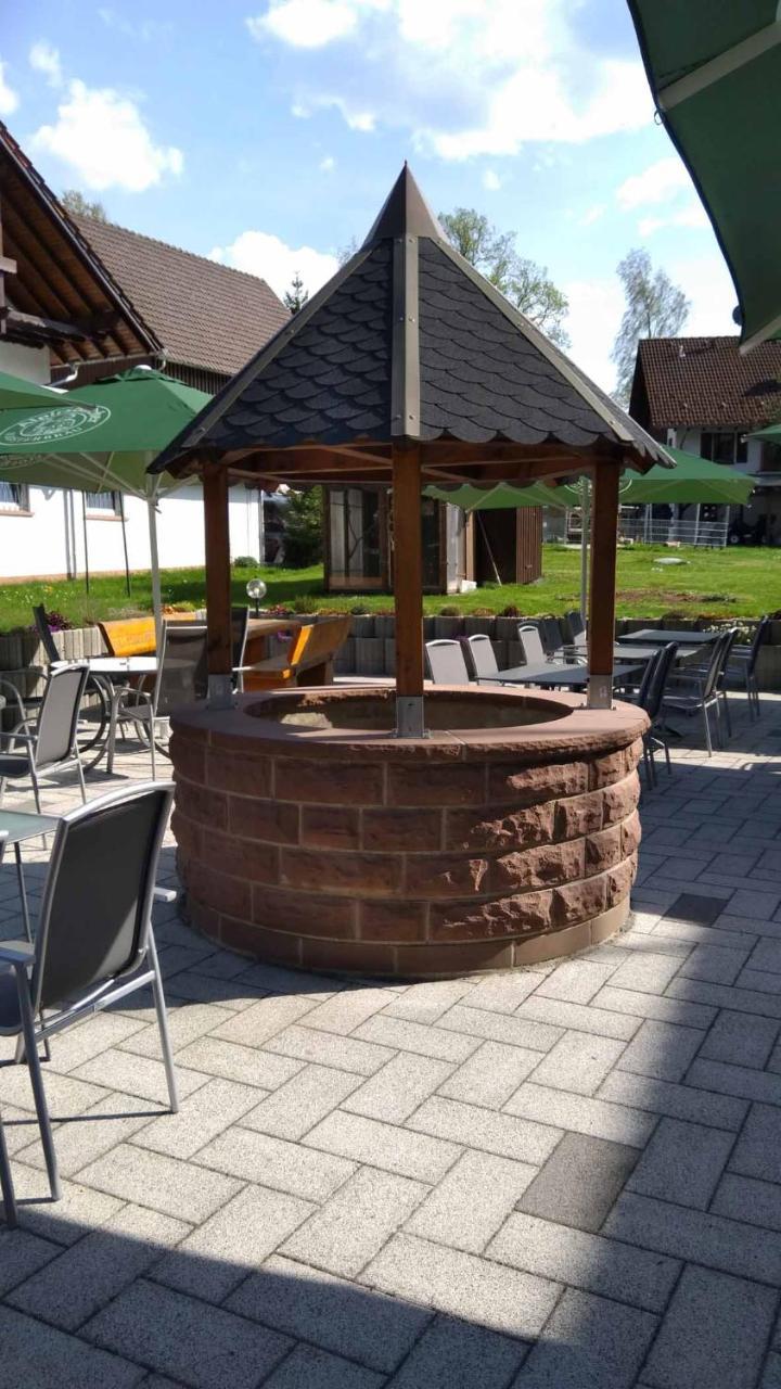 Landgasthof Sonne Alpirsbach Exteriör bild